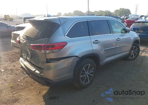 2019 Toyota Highlander Xle from USA, damaged, VIN 5TDJZRFH7KS575157